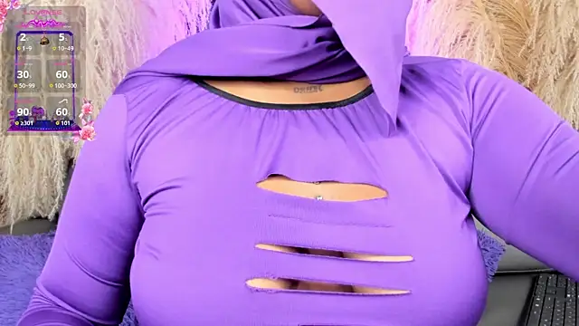 yasmin elite online show from October 7, 9:17 am