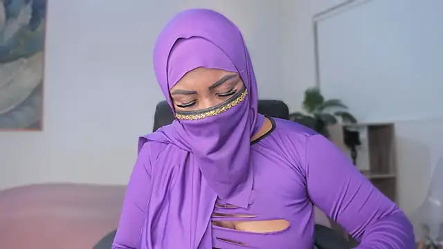 yasmin elite online show from December 1, 9:58 am