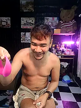 Snapshot of Jheboi69xxx chatting on October 6, 2:25 pm Jheboi69xxx online show from October 6, 2:25 pm