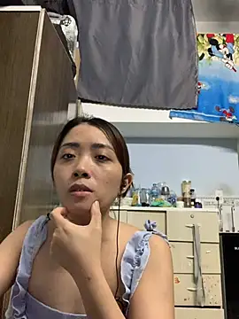 Snapshot of Minee1202 chatting on June 4, 4:51 am Minee1202 online show from June 4, 4:51 am