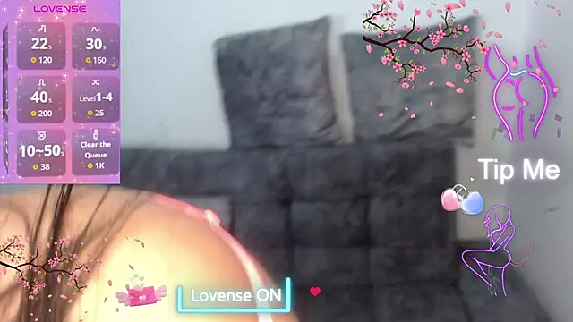 Velvet 28 online show from September 11, 8:31 pm