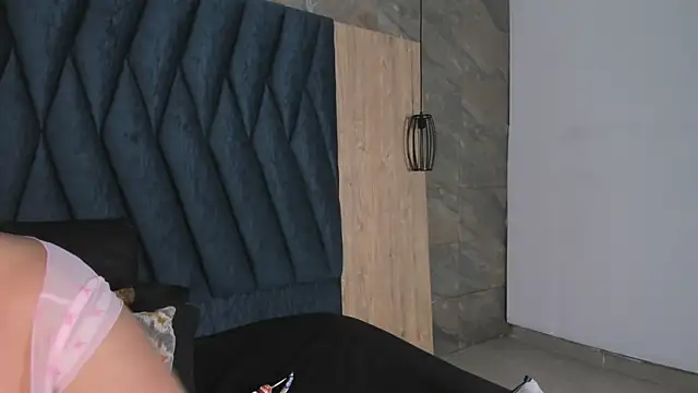 Snapshot of Samy_Grey01 chatting on November 9, 3:05 am Samy Grey01 online show from November 9, 3:05 am