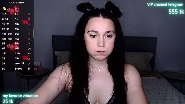 Snapshot of Eliz_v_tta chatting on September 15, 8:31 pm Eliz v tta online show from September 15, 8:31 pm