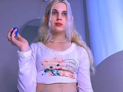 carmen crybaby online show from September 16, 12:39 pm