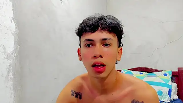 Snapshot of Damien_444 chatting on September 17, 9:55 am Damien 444 online show from September 17, 9:55 am