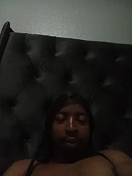 Snapshot of bigdicktiger33 chatting on November 22, 7:35 pm bigdicktiger33 online show from November 22, 7:35 pm