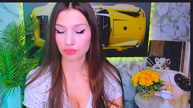 Mollyinyourmind online show from October 26, 5:46 am