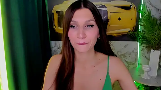 Mollyinyourmind online show from February 27, 7:14 pm