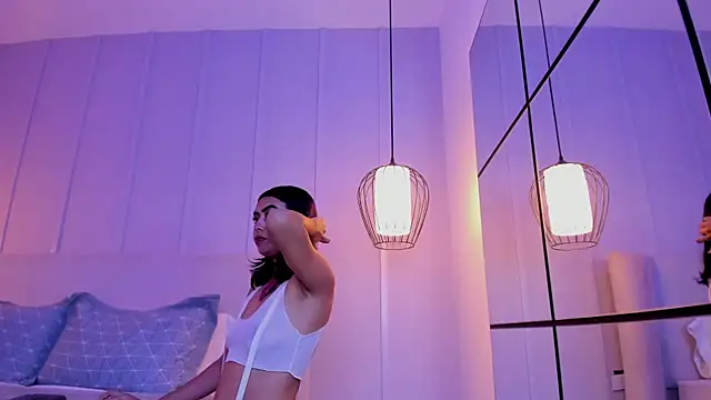 Zammy Sanz online show from September 13, 8:19 pm