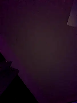 Snapshot of Triggerhappycj100 chatting on September 26, 9:02 am Triggerhappycj100 online show from September 26, 9:02 am