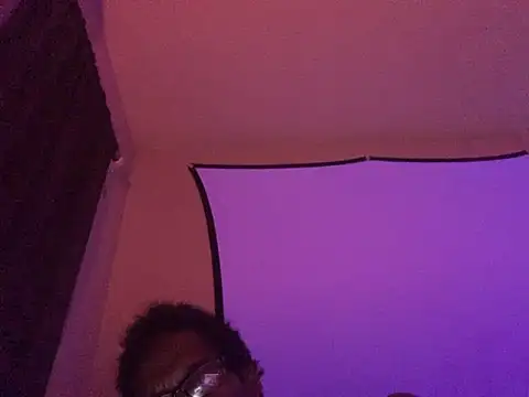 Snapshot of Triggerhappycj100 chatting on October 4, 4:10 am Triggerhappycj100 online show from October 4, 4:10 am