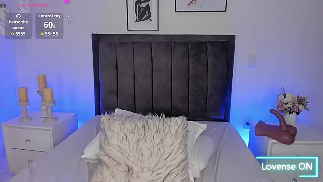 ashlye white online show from February 3, 6:22 am