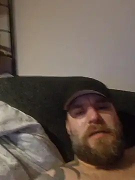 Snapshot of Bamse28 chatting on December 22, 4:31 am Bamse28 online show from December 22, 4:31 am