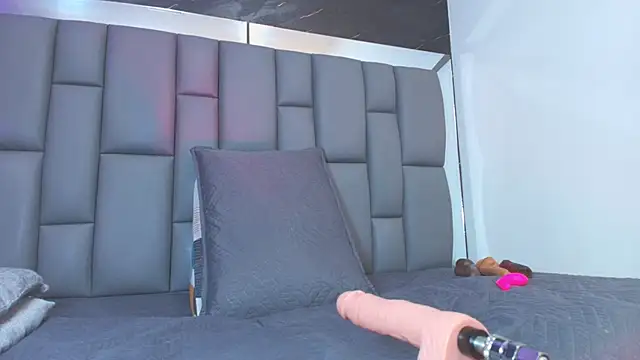 Roxana gomez online show from October 2, 3:24 am