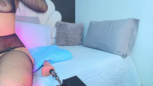 Roxana gomez online show from April 17, 3:31 am