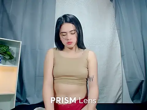 Snapshot of Urasian_ladybug chatting on November 25, 4:56 am Urasian ladybug online show from November 25, 4:56 am