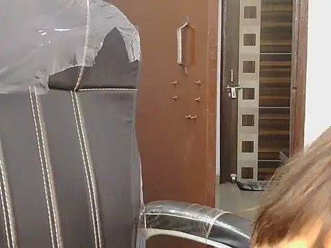 Snapshot of Diyaa_Singh chatting on September 9, 4:23 am Diyaa Singh online show from September 9, 4:23 am