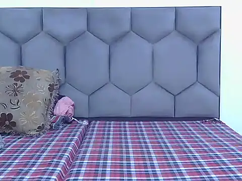 Snapshot of Diyaa_Singh chatting on September 10, 4:45 am Diyaa Singh online show from September 10, 4:45 am