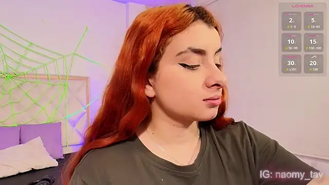 Snapshot of Naomy_tay1 chatting on November 3, 3:30 am Naomy tay1 online show from November 3, 3:30 am