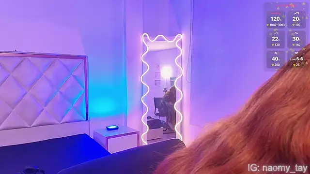 Snapshot of Naomy_tay1 chatting on November 13, 3:27 am Naomy tay1 online show from November 13, 3:27 am