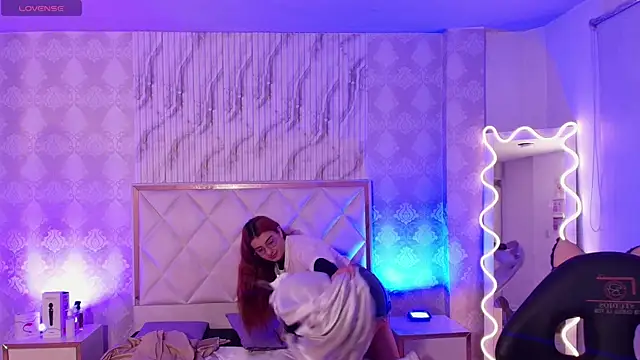 Snapshot of Naomy_tay1 chatting on November 21, 2:54 am Naomy tay1 online show from November 21, 2:54 am