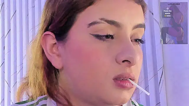 Naomy tay1 online show from June 10, 2:56 am
