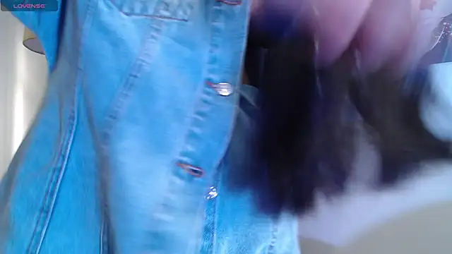 Snapshot of Violet_tay1 chatting on December 2, 11:59 am Violet tay1 online show from December 2, 11:59 am