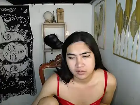 Snapshot of MADONA_HILTON chatting on July 1, 9:00 am MADONA HILTON online show from July 1, 9:00 am