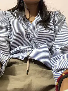 modelnishu online show from October 14, 5:58 pm