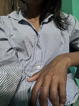 Snapshot of modelnishu chatting on October 25, 12:29 am modelnishu online show from October 25, 12:29 am