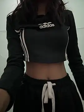 Snapshot of modelnishu chatting on November 22, 1:59 am modelnishu online show from November 22, 1:59 am