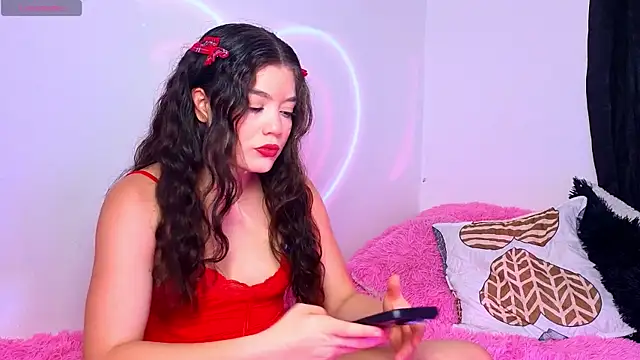 Snapshot of celestte_evans_1 chatting on October 5, 6:12 am celestte evans 1 online show from October 5, 6:12 am