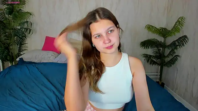 Elle Ellise online show from September 13, 12:43 am