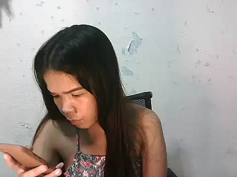 flawless yue online show from April 18, 7:58 pm