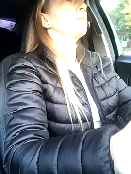 Snapshot of Reina_Cummings chatting on October 10, 4:55 am Reina Cummings online show from October 10, 4:55 am