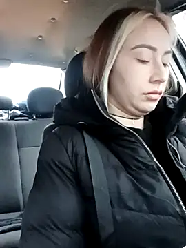 Snapshot of Reina_Cummings chatting on November 19, 6:02 am Reina Cummings online show from November 19, 6:02 am