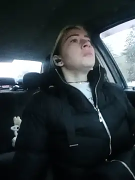 Snapshot of Reina_Cummings chatting on November 23, 5:29 am Reina Cummings online show from November 23, 5:29 am