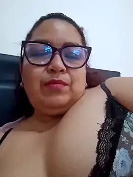 ladytropical1 online show from February 9, 9:52 pm