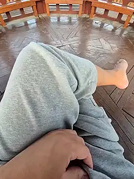 starvingo2002 online show from September 18, 9:00 am