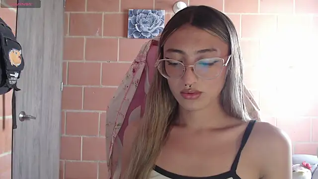 Andrea camilaaa online show from September 21, 4:19 pm