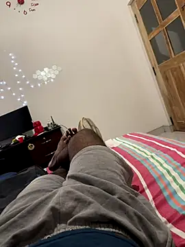 Snapshot of bigDick_000610 chatting on October 19, 3:23 pm bigDick 000610 online show from October 19, 3:23 pm