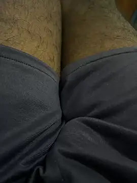 Snapshot of bigDick_000610 chatting on July 4, 5:08 pm bigDick 000610 online show from July 4, 5:08 pm