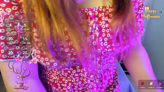 LucyPetit online show from October 9, 1:31 pm