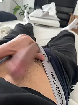 germanboy44 online show from February 26, 8:02 am