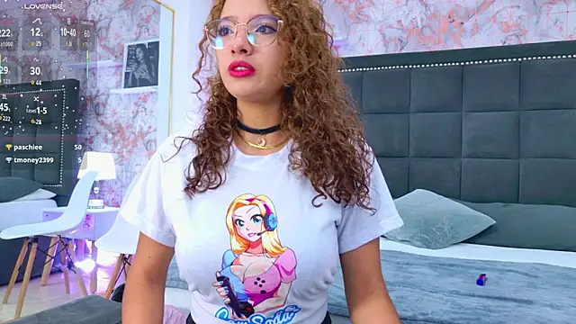 Angelique Angell online show from June 5, 11:32 pm