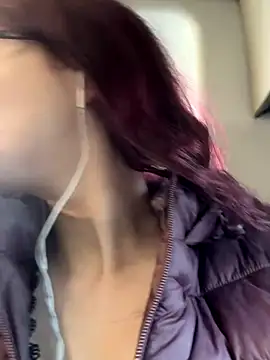 Snapshot of raen001 chatting on November 19, 8:58 am raen001 online show from November 19, 8:58 am