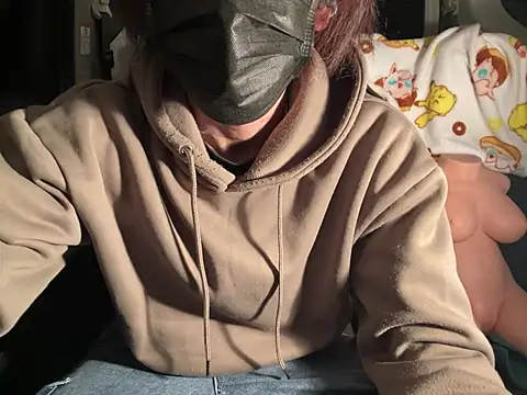 CAMEL1913 online show from April 3, 5:55 pm