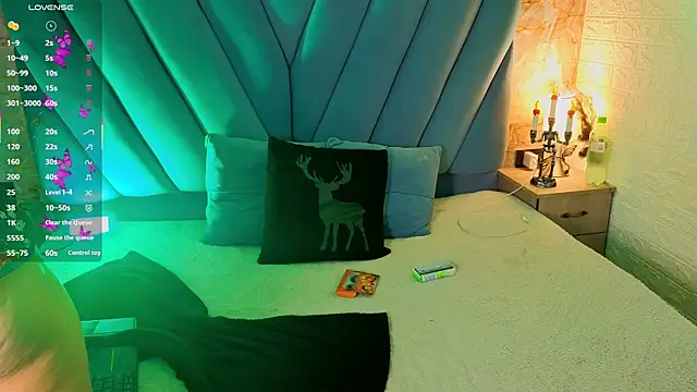 angel  red  online show from October 9, 3:04 am