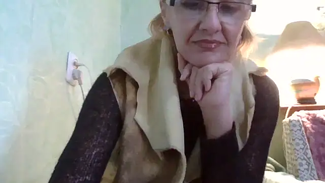 TianaQLove online show from October 4, 10:02 am