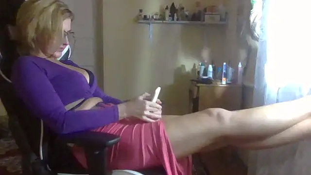 TianaQLove online show from October 29, 6:31 pm